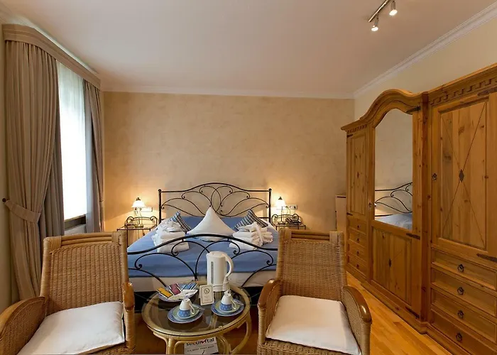 Hotel Residenz Hohenzollern 4*